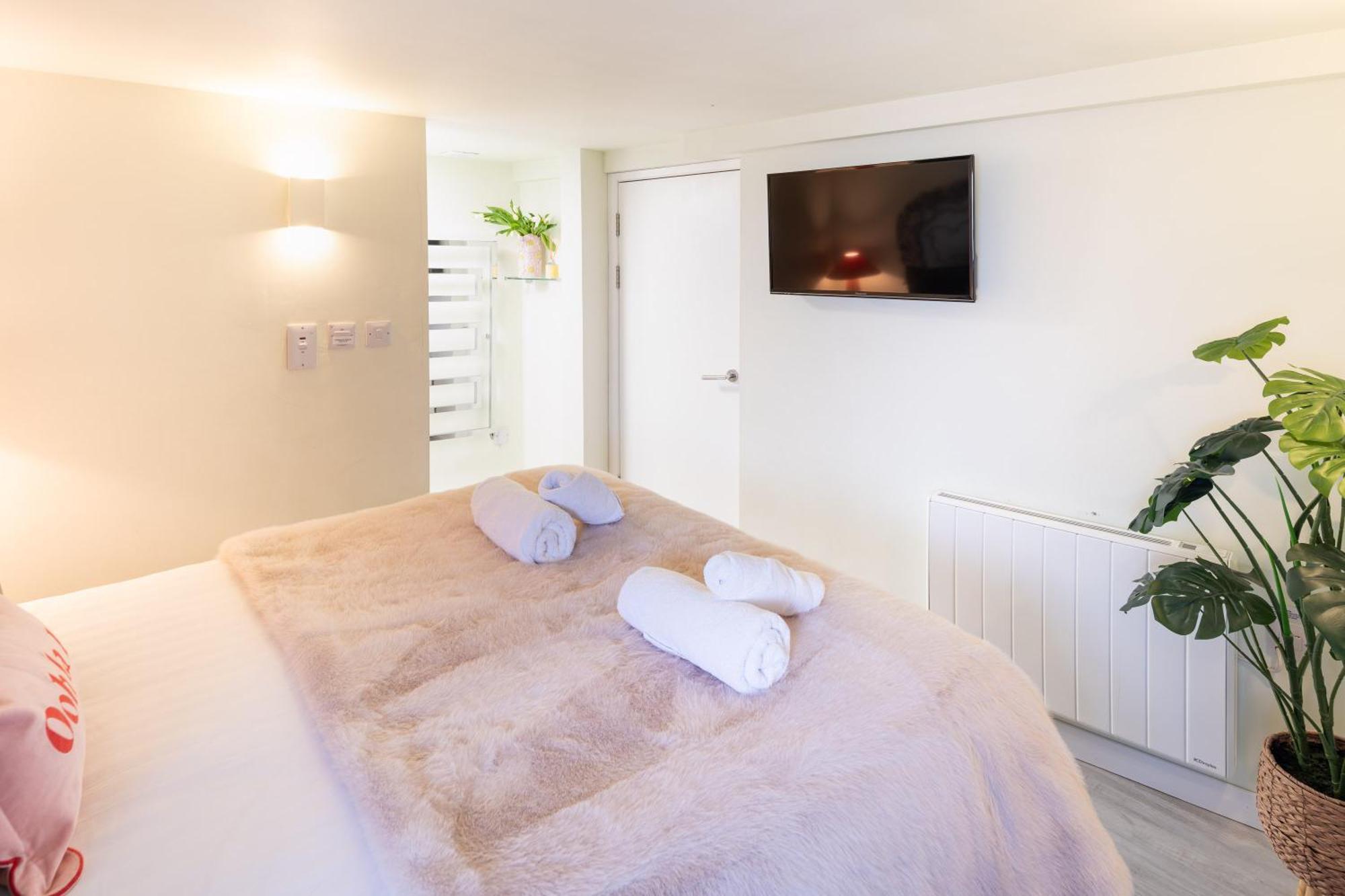 Gorgeous Boutique Flat Sleeps 2 In Lyme Regis Βίλα Εξωτερικό φωτογραφία